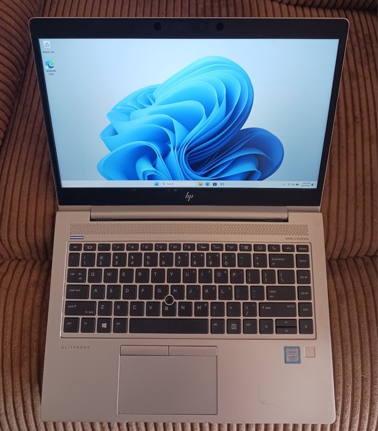 HP EliteBook Pro Grade Laptop Intel Core i5 16 GB RAM 512 GB SSD