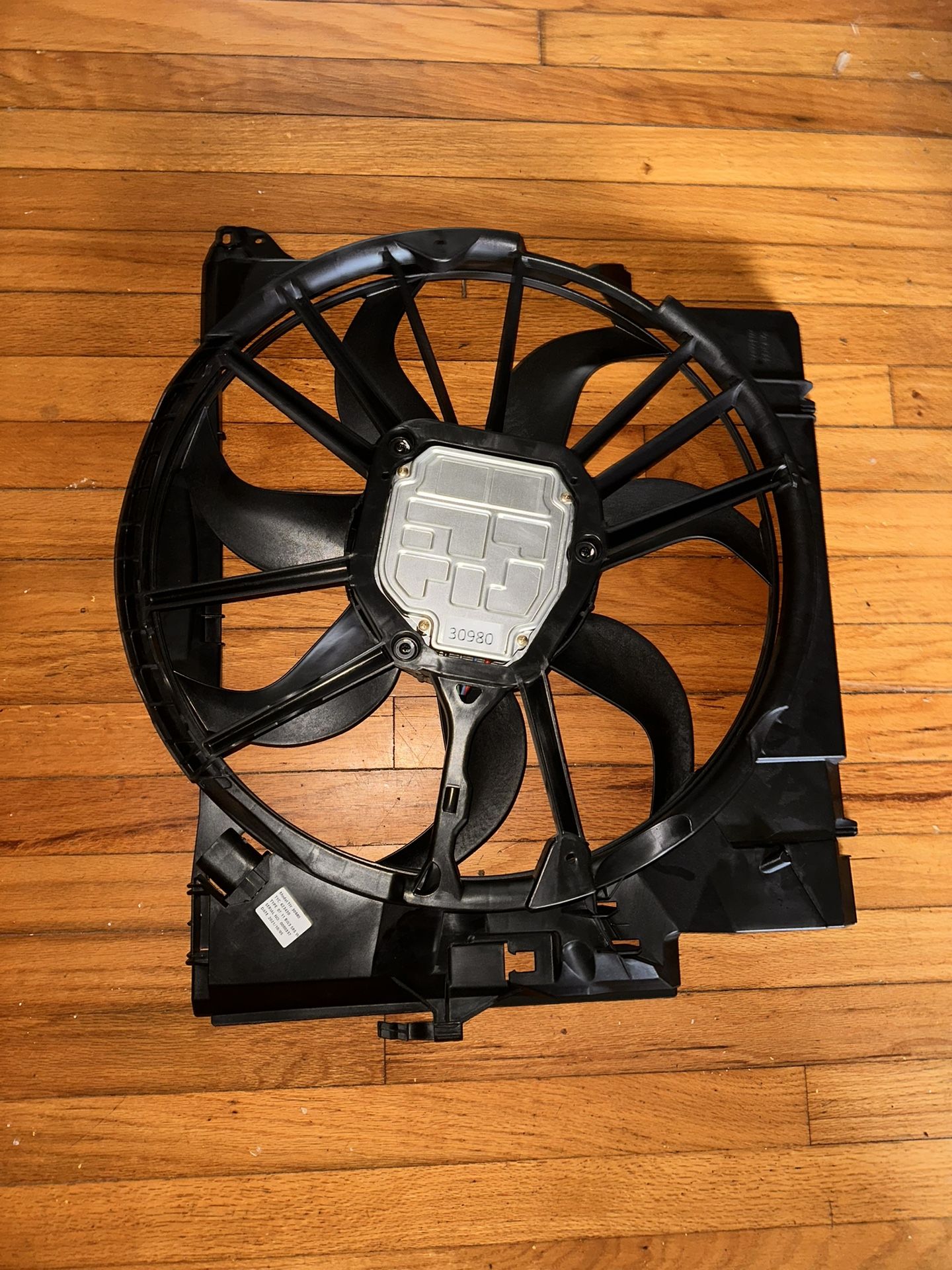 2011 BMW TYC COOLING FAN