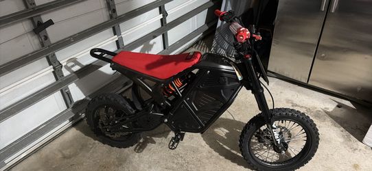 ELECTRIC DIRTBIKE
