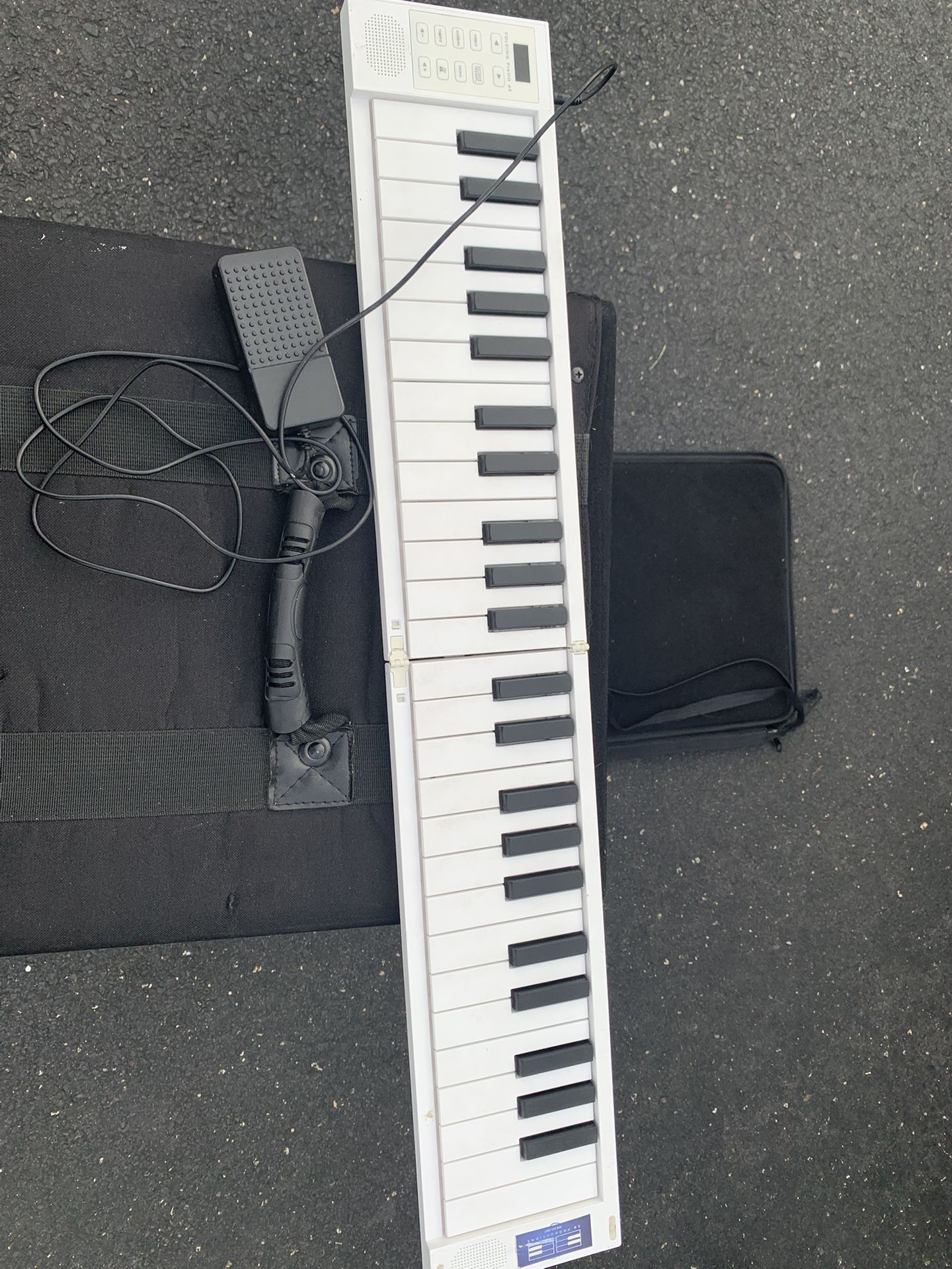 Foldable Piano With With Pedal