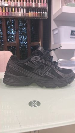 New balance 740
