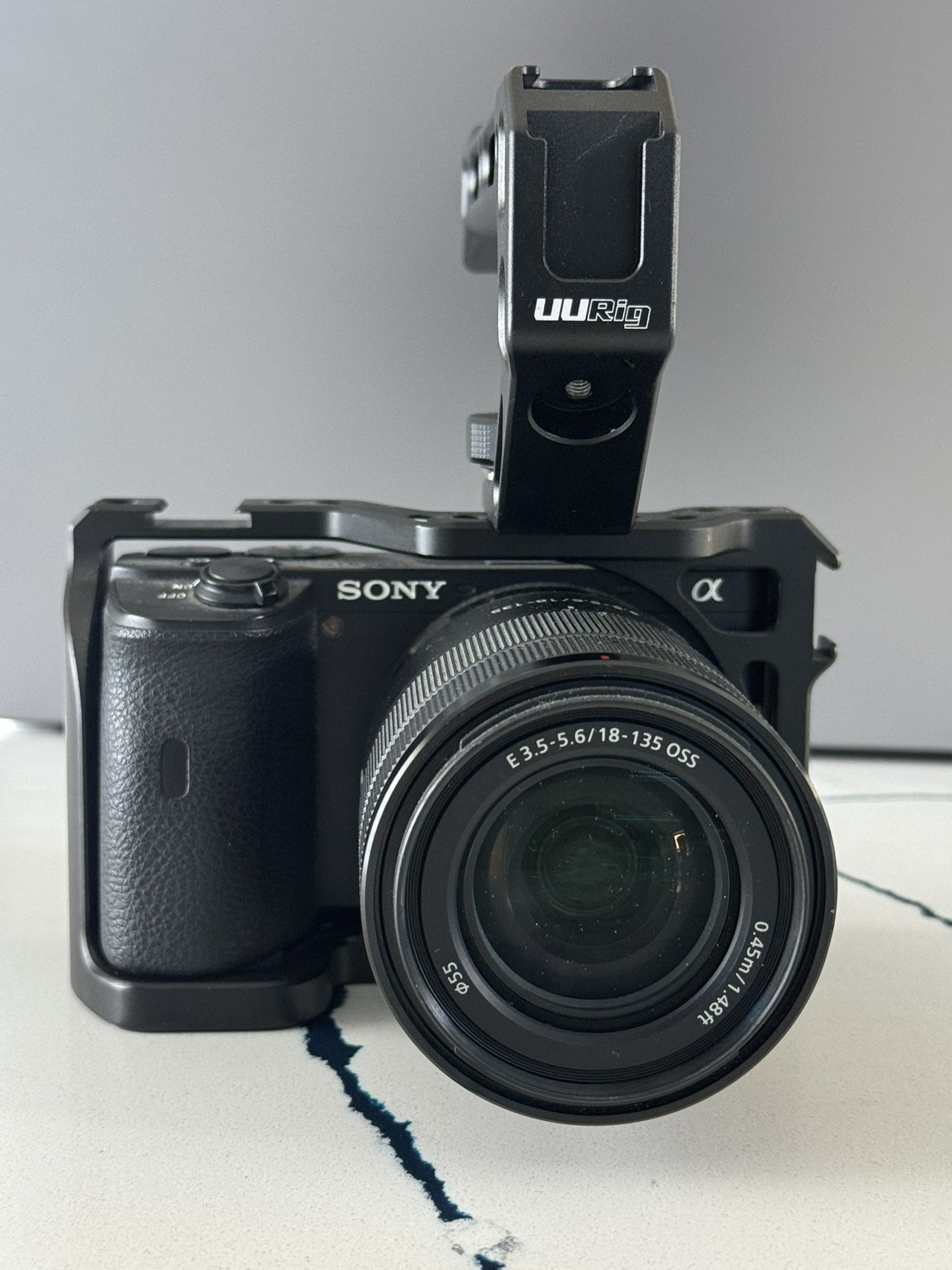 Sony alpha 6600 18 135mm Lens