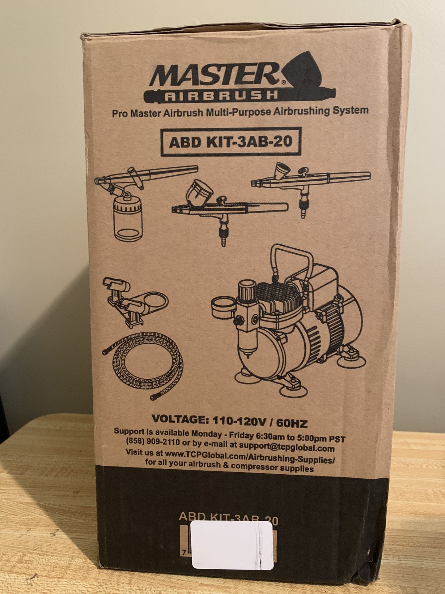 Master Airbrush Kit Compressor And 3 Airbrushes
