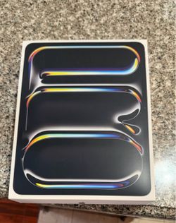 Apple iPad Pro Box (Sealed) 13 inch