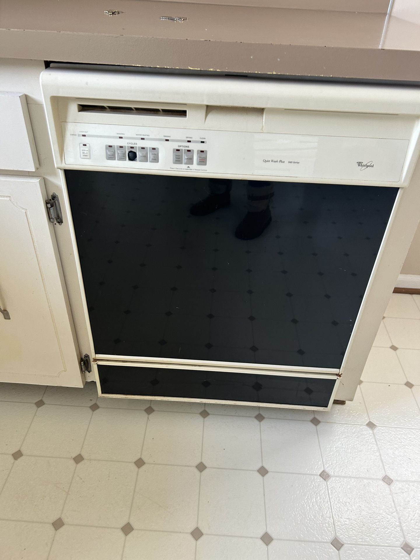 Whirlpool Dishwasher