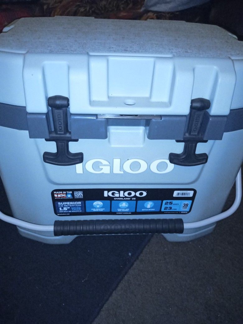 Igloo Overland 25 (Slate Stone Color)