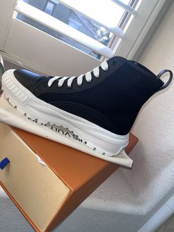 Louis Vuitton Unisex Sneakers for Sale in Chula Vista, CA - OfferUp