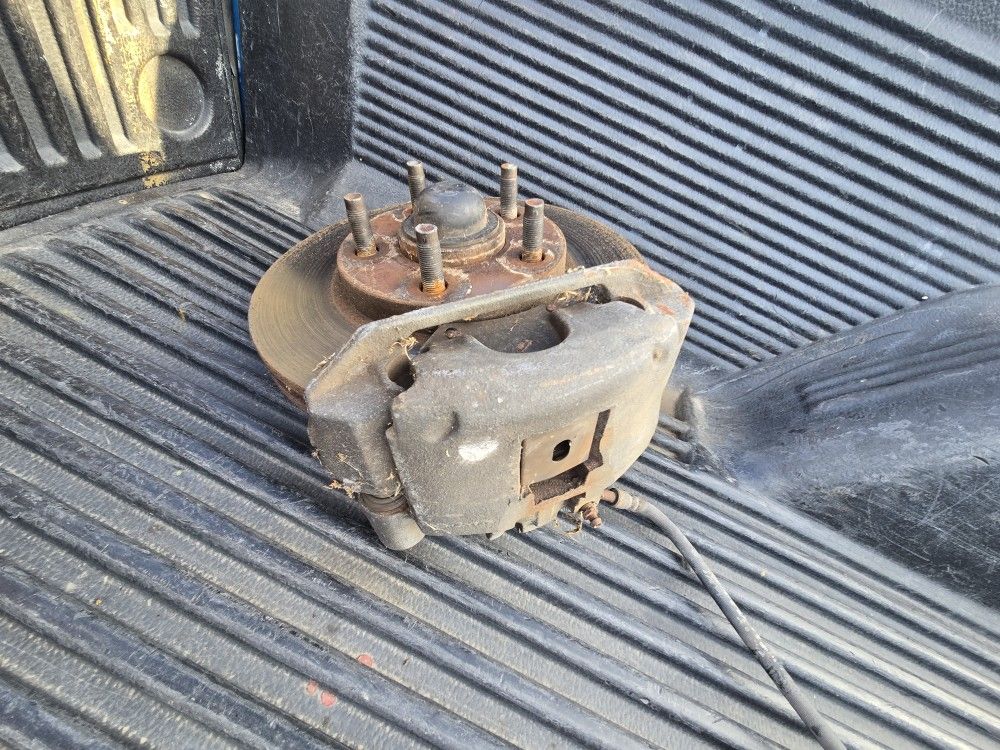 Mustang 1995 Parts Spindles