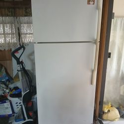 General Electric Refrigerator