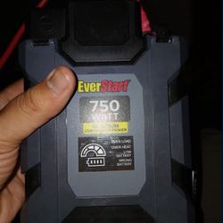 Everstart Power Inverter