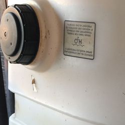 Water Tank 200 Gallon