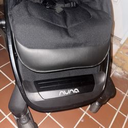 Nuna Tavo Stroller 