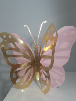 Big butterfly laser cut for backdrop or party decor.Mariposa para mesa de fondo o decoracion.