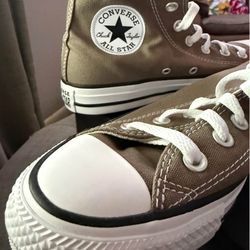 Mother Earth Brown Converse