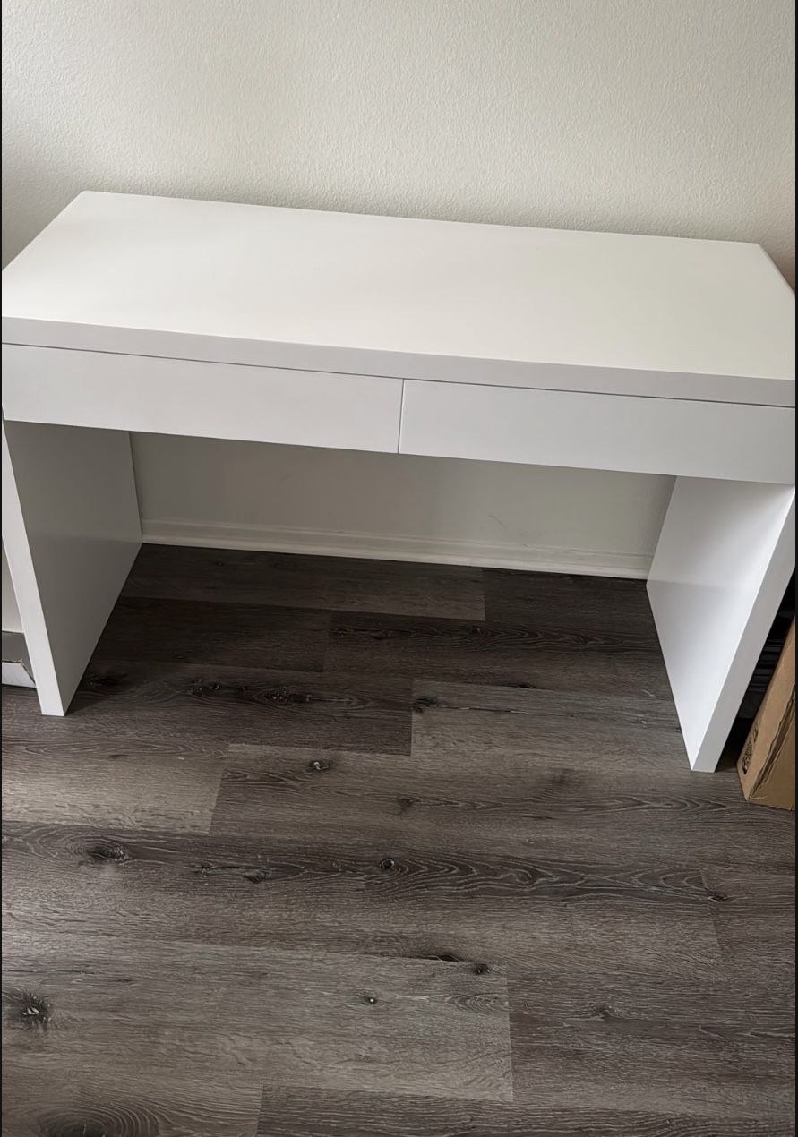 White Vanity Desk