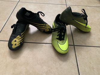 Soccer cleats