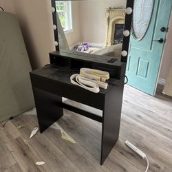 Black Vanity