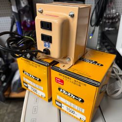 Nissho Voltage Transformer AC11OV ~ AC127V to AC100V 1500W NDF-1500U Like New