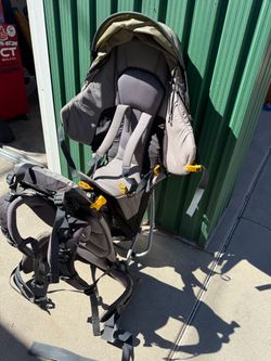 Hiking baby carrier