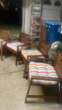 4-Patio Chairs