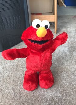 Walking talking Elmo