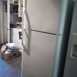 69x30 Refrigerator With Ice Maker Works Great We Sell All The Time Will Deliver For An Extra Fee