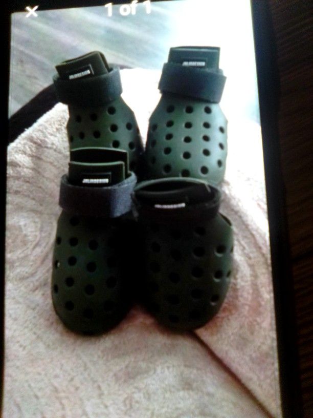 Sandalias Para Perro Size 5midium Nueva.