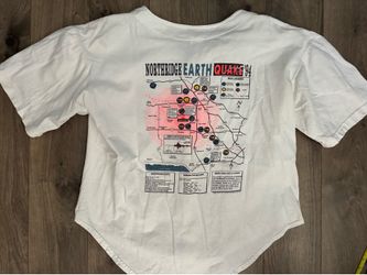 Vintage T-shirt Northridge Earthquake 90s USA Made Large Crop Top Jersey Button