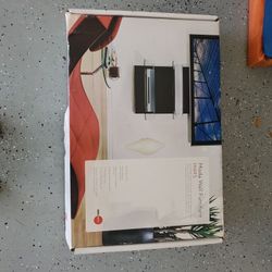 Moda Wall Furniture  - Modular system With 3 Wall Panels & 2 Glass Shelves.