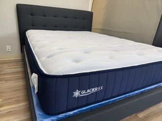 Queen Mattress Medium Cooling Quality and New!