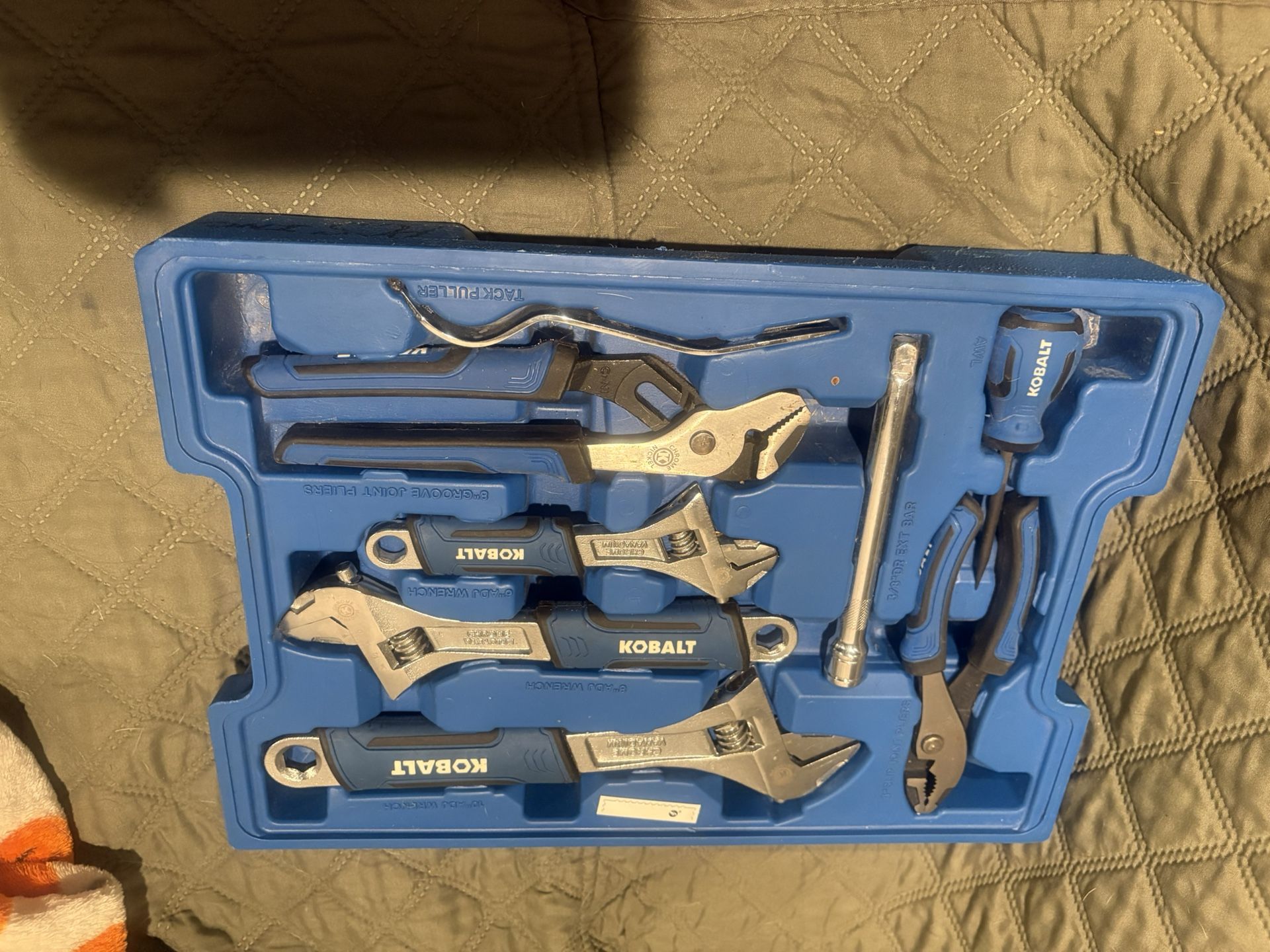 Kobalt https://offerup.com/redirect/?o=TWlzYy5Ub29scw== In Carrying Case