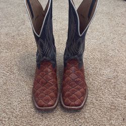 Nice fish scale boots