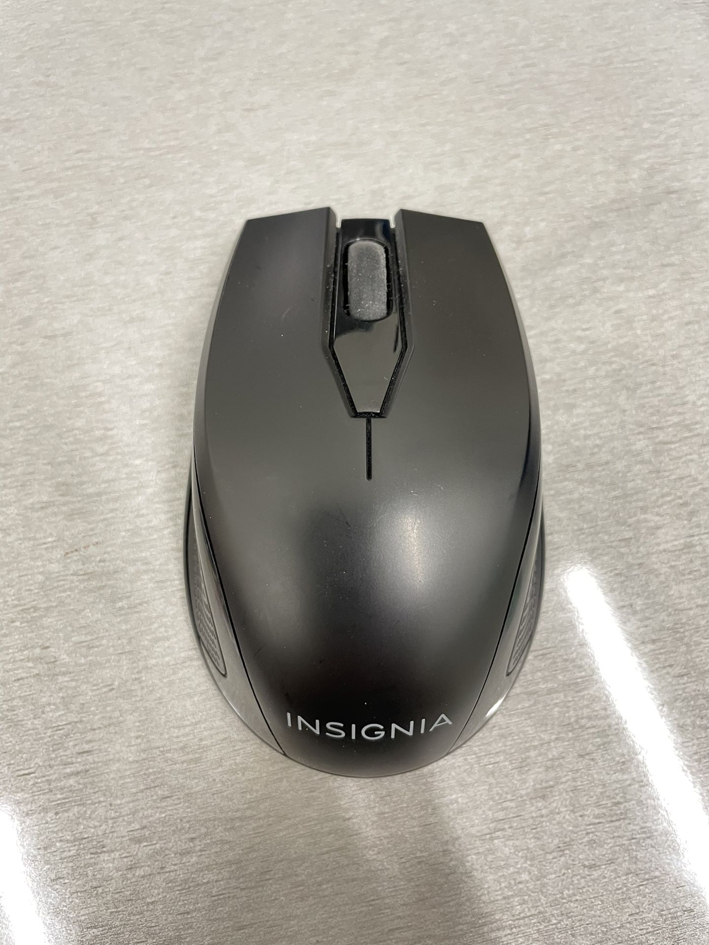 Insignia Wireless Mouse 