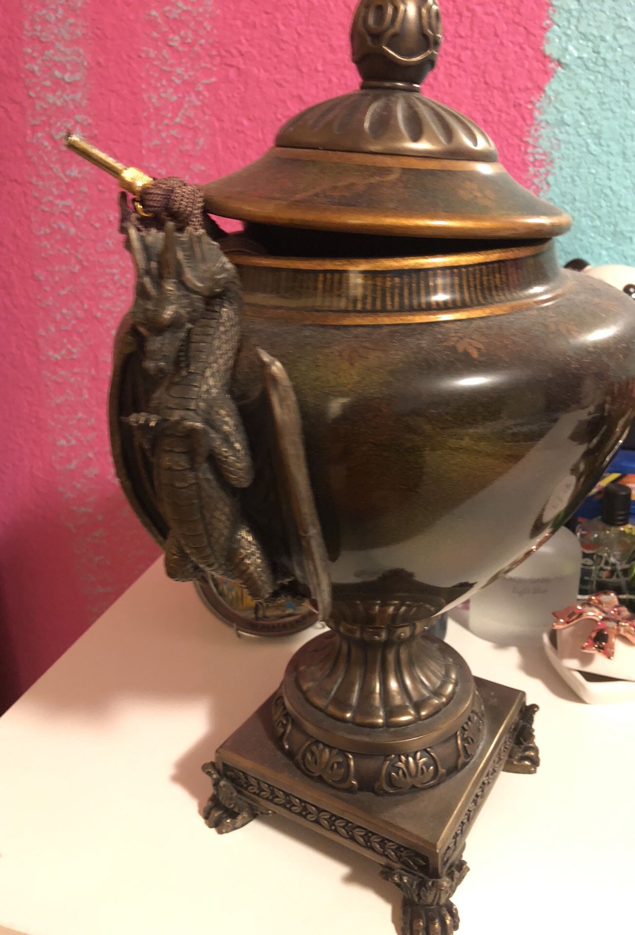 Veronese summit collection dragon vase