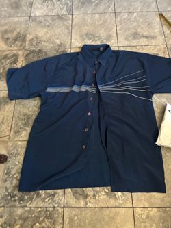 Men's Navy Blue Button-Up Short Sleeve Shirt