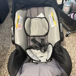 Newborn Car Seat Brand New ( Do Not Use ) 