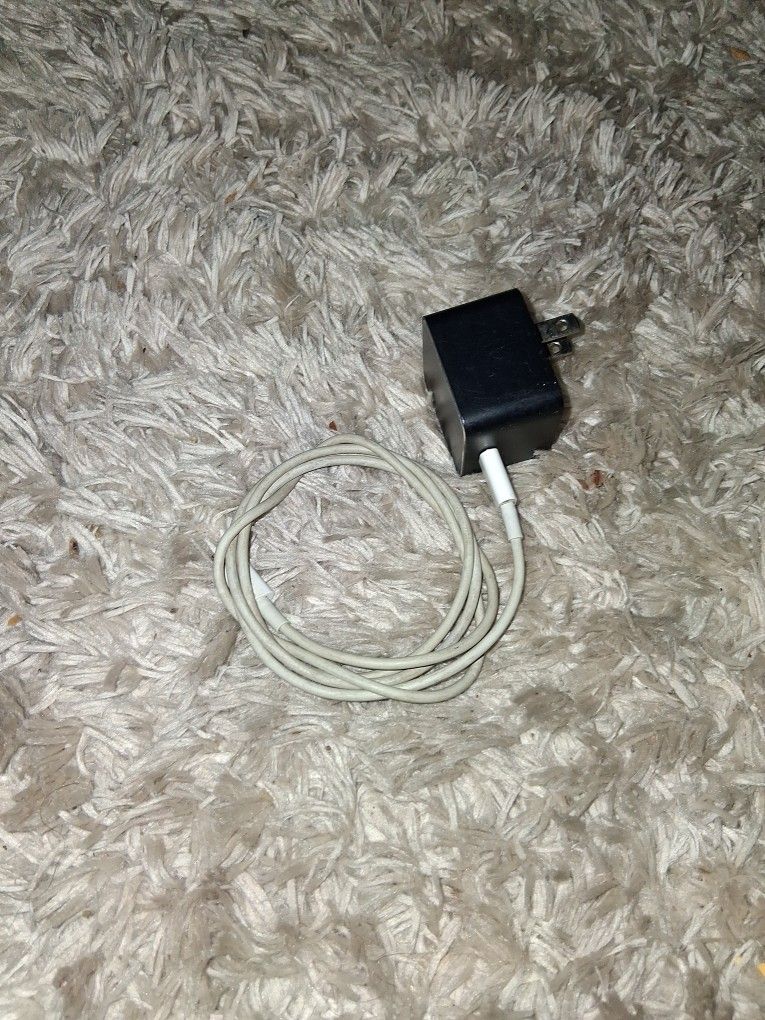Fast IPhone Chager With Block