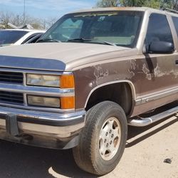 1994 Chevy Suburban 4x4 Parts