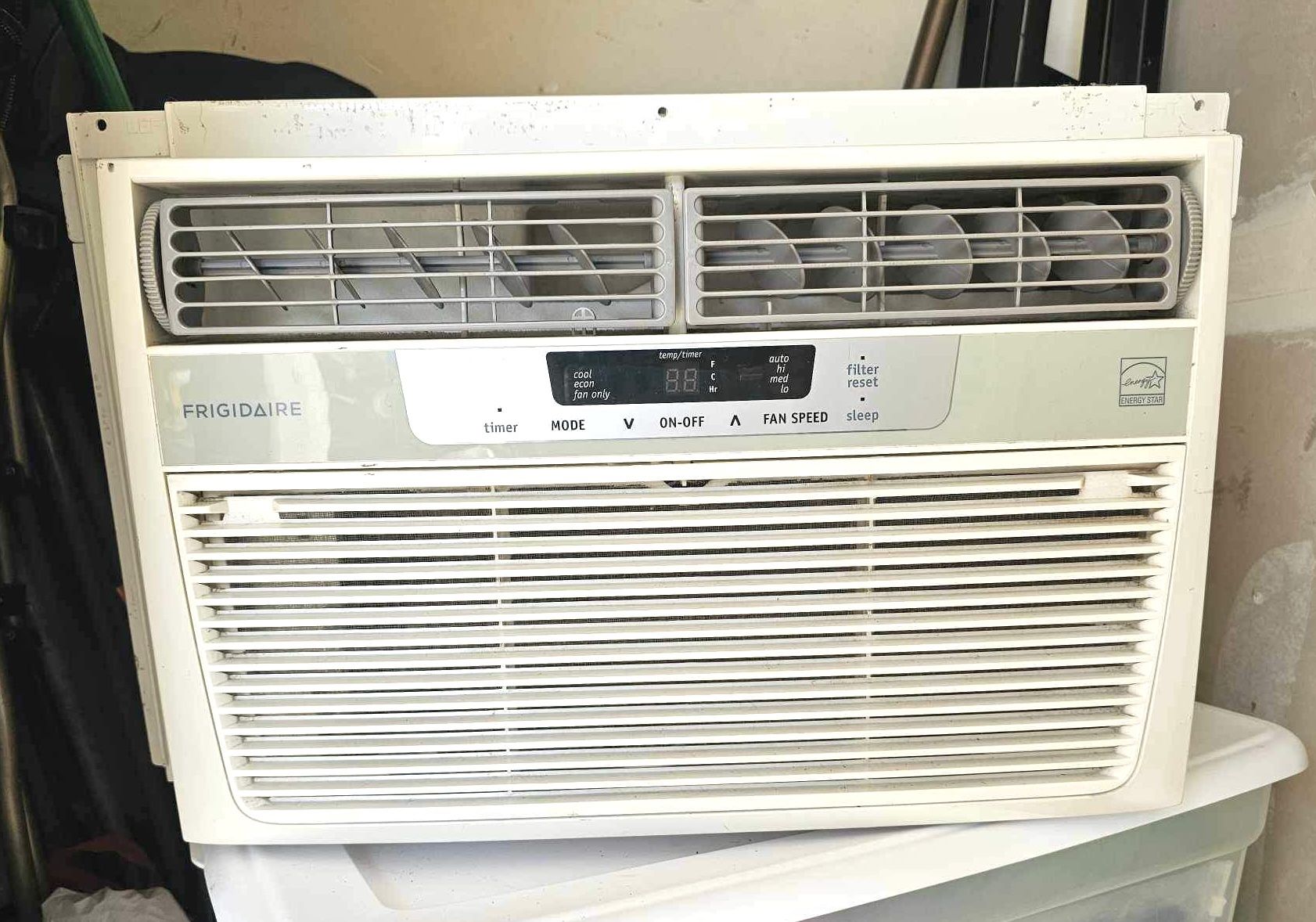 Frigidaire AC (window)