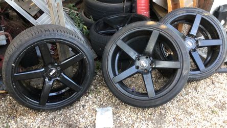 STR Racing 20” rims