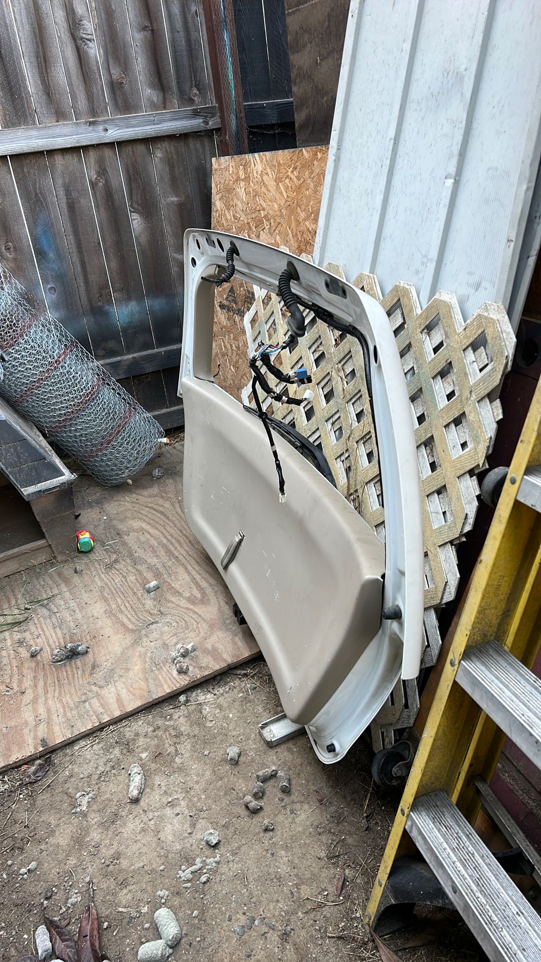 06 Toyota Highlander Trunk Lid 