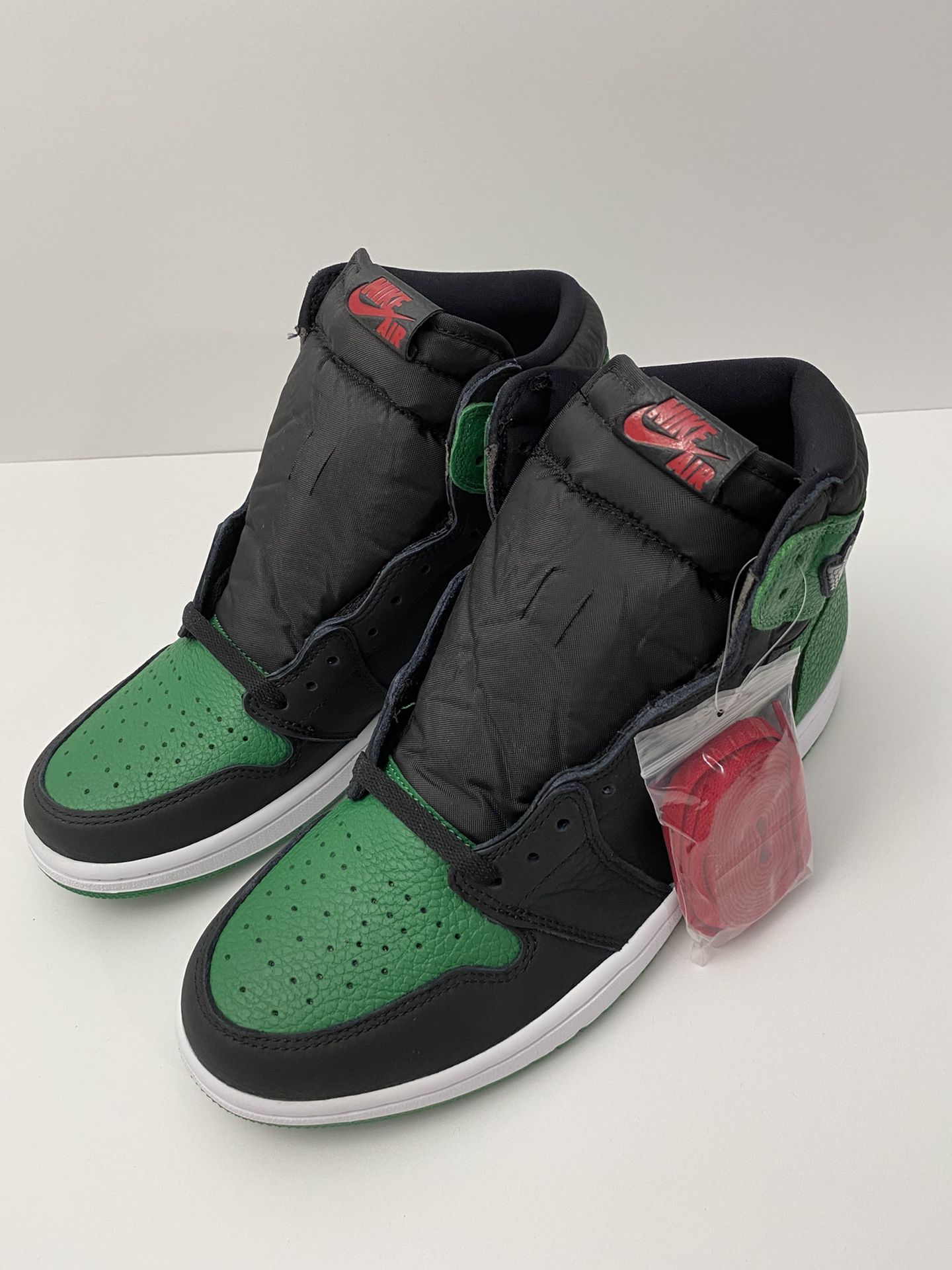 DS Jordan 1 ‘pine green’