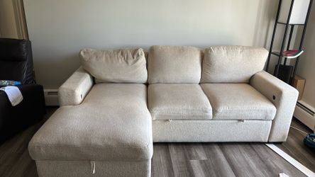 Beige, 3 https://offerup.co/faYXKzQFnY?$deeplink_path=/redirect/ at Bob furniture.