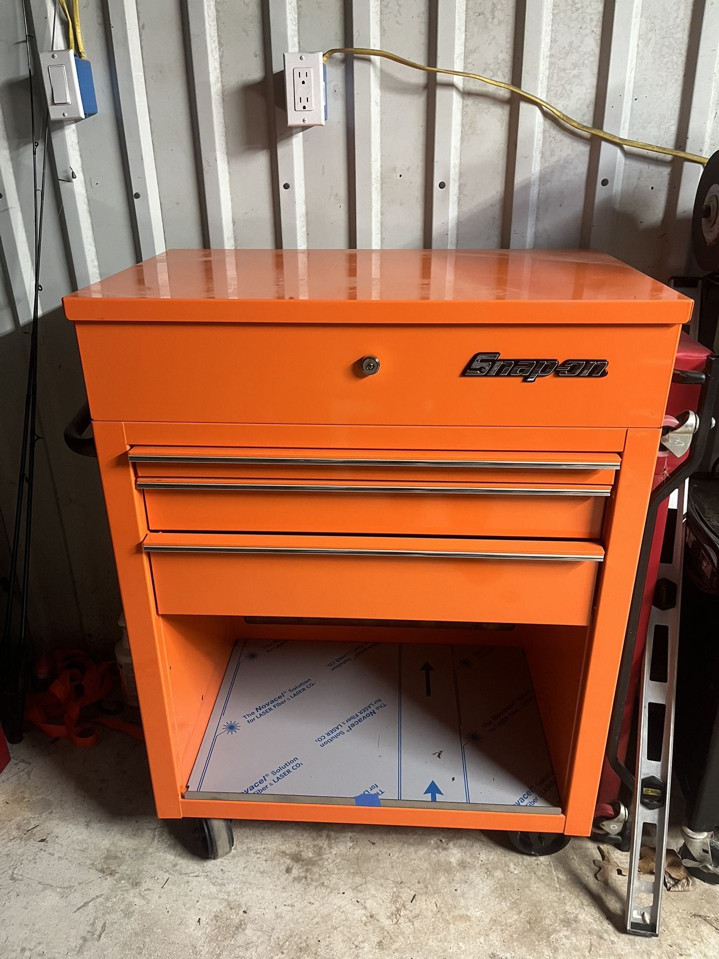 Snap On Took Box