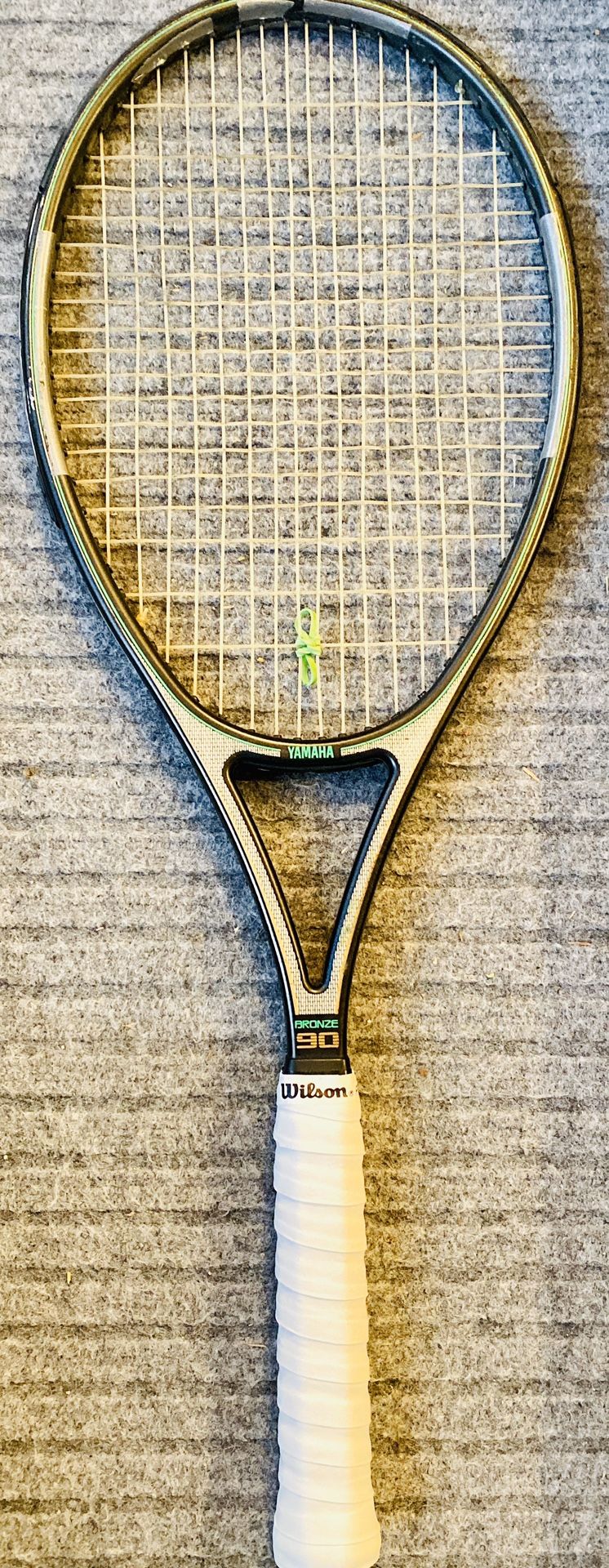 Yamaha Tennis racket mid size