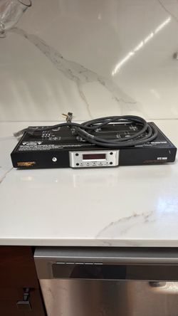 Monster Power HTS 1600 Home Theater Power Center