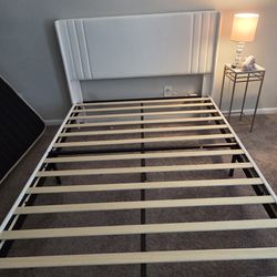Queen Size Bedframe