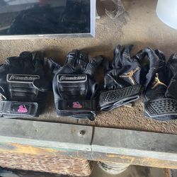 Batting gloves