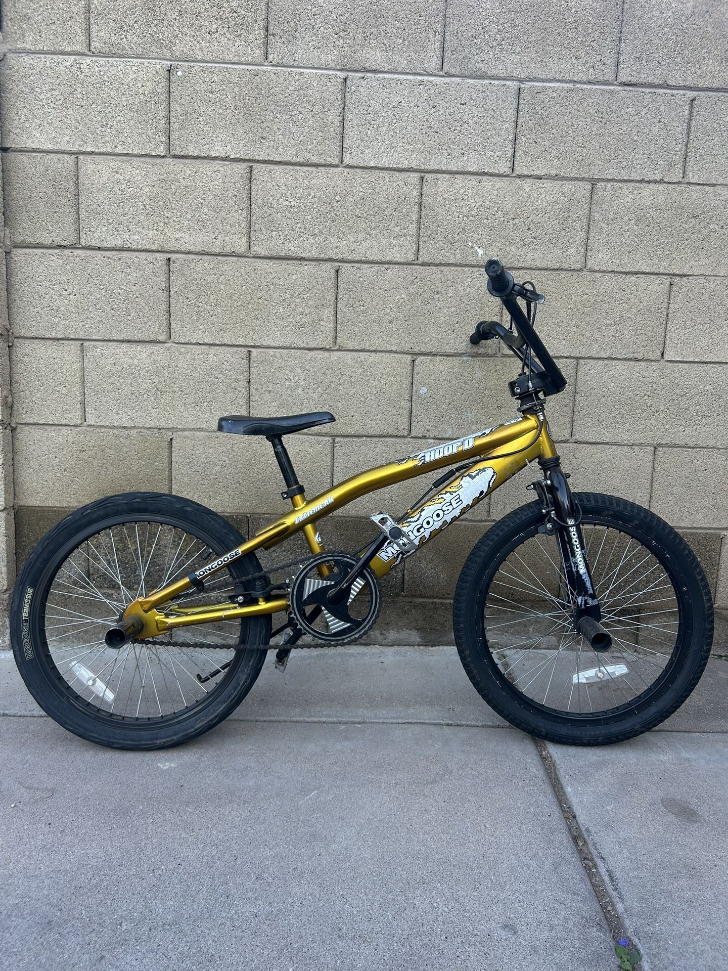 Mongoose Hoop D Bmx Bike
