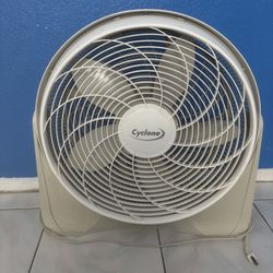  Lasko Cyclone 20-Inch Floor Fan